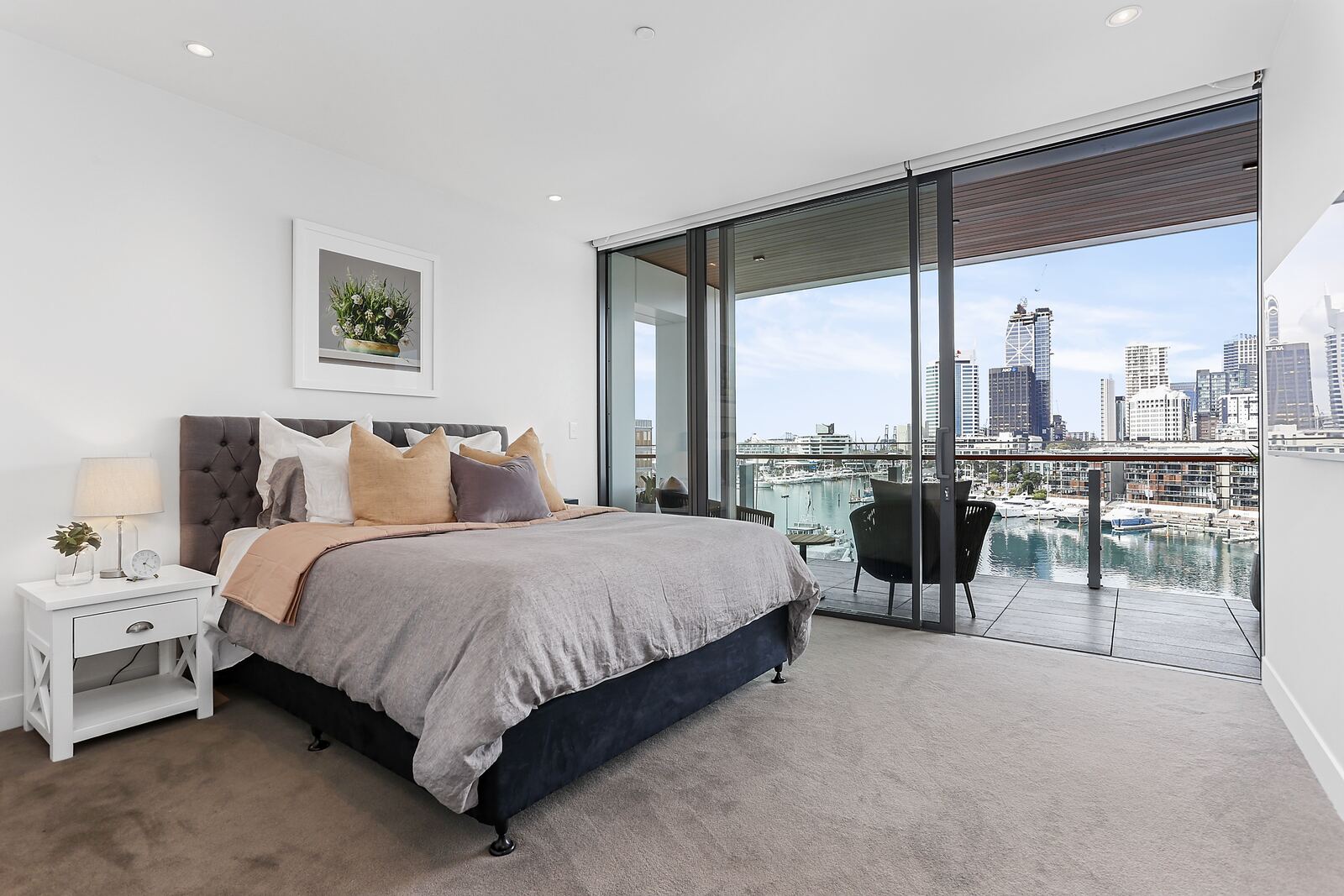 Harbour Front Living - bedroom photo 3