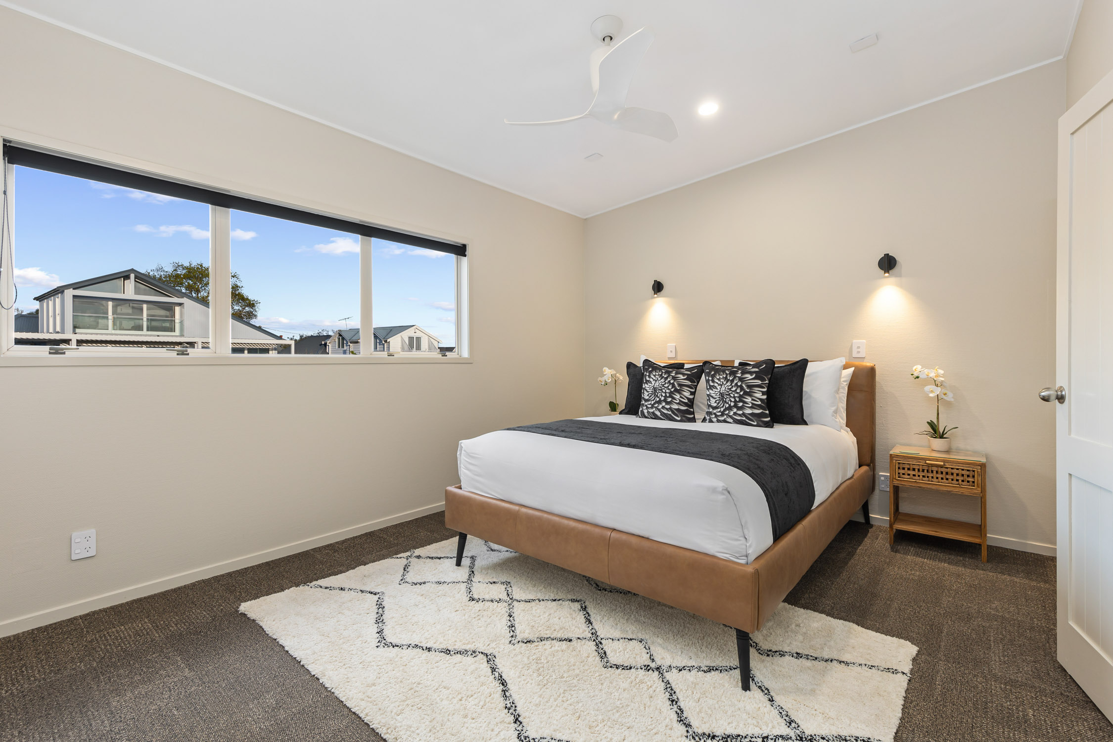 Stay Devonport - bedroom photo 3