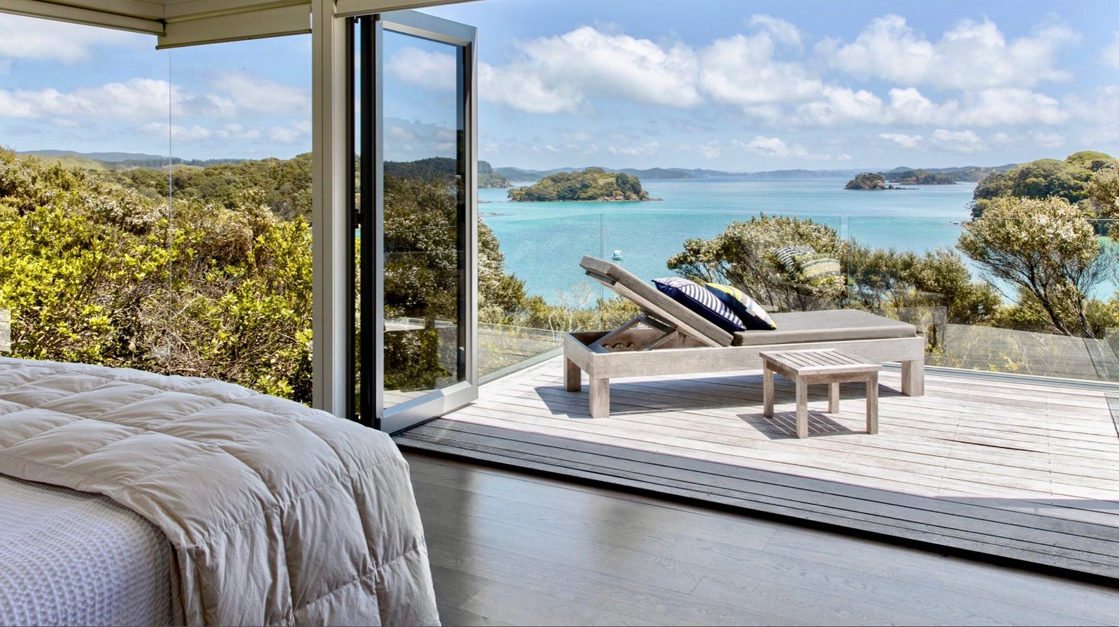 Oke Beach House - bedroom photo 2