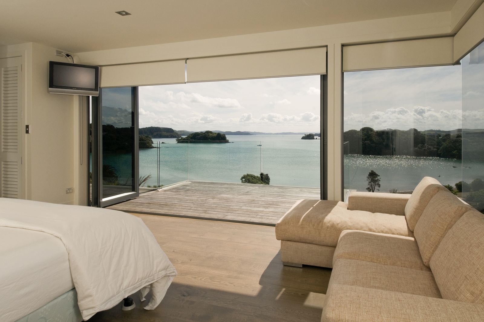 Oke Beach House - bedroom photo 1