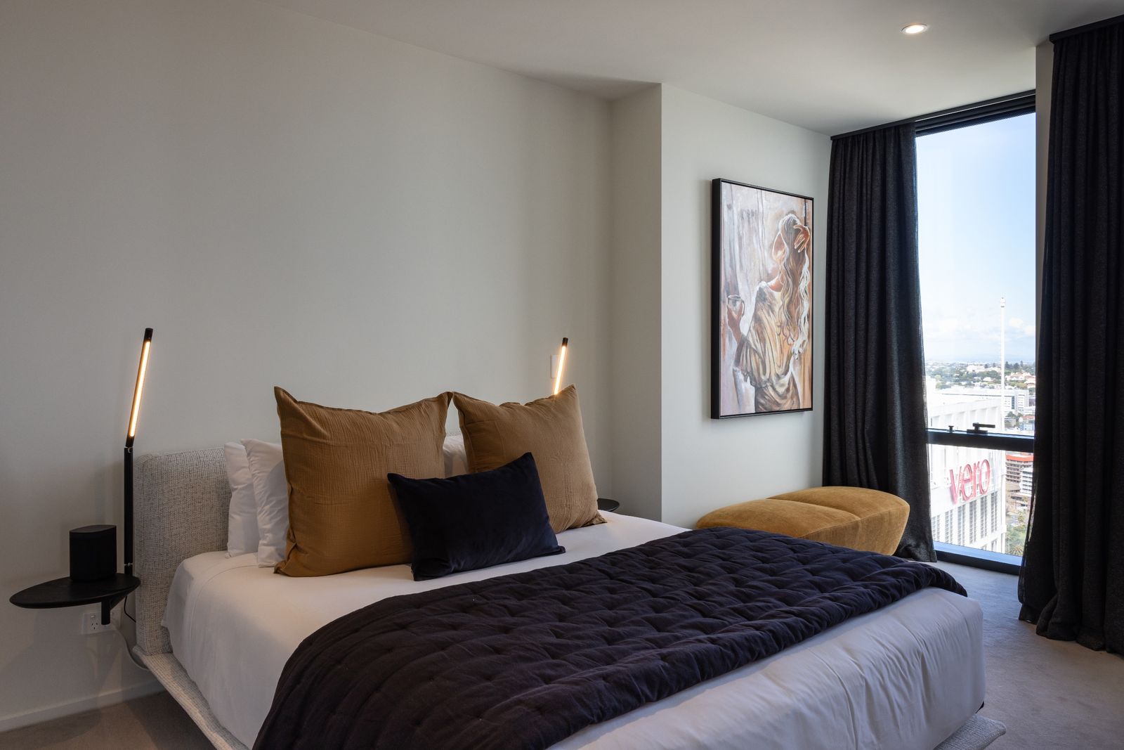 Pacifica Penthouse - bedroom photo 1